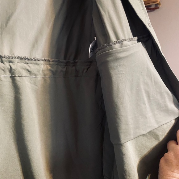 NWOT Athleta blouse. - Picture 8 of 10